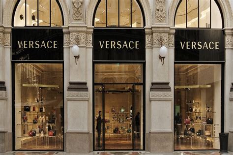 VERSACE negozi a Genova 